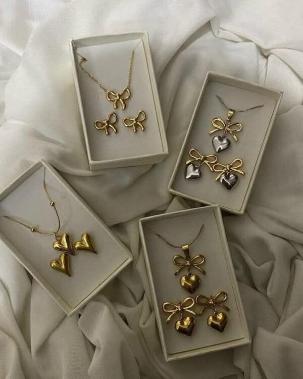 Golden Love & Elegance Collection