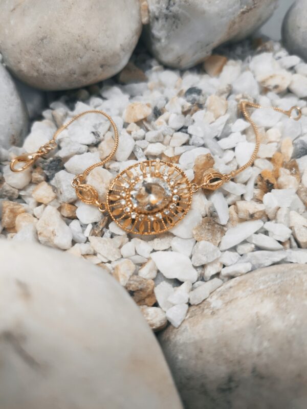 Gold-Plated Floral Pendant Necklace – Traditional Ethnic Jewelry for Women