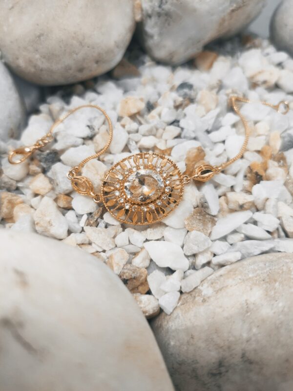 Gold-Plated Floral Pendant Necklace – Traditional Ethnic Jewelry for Women
